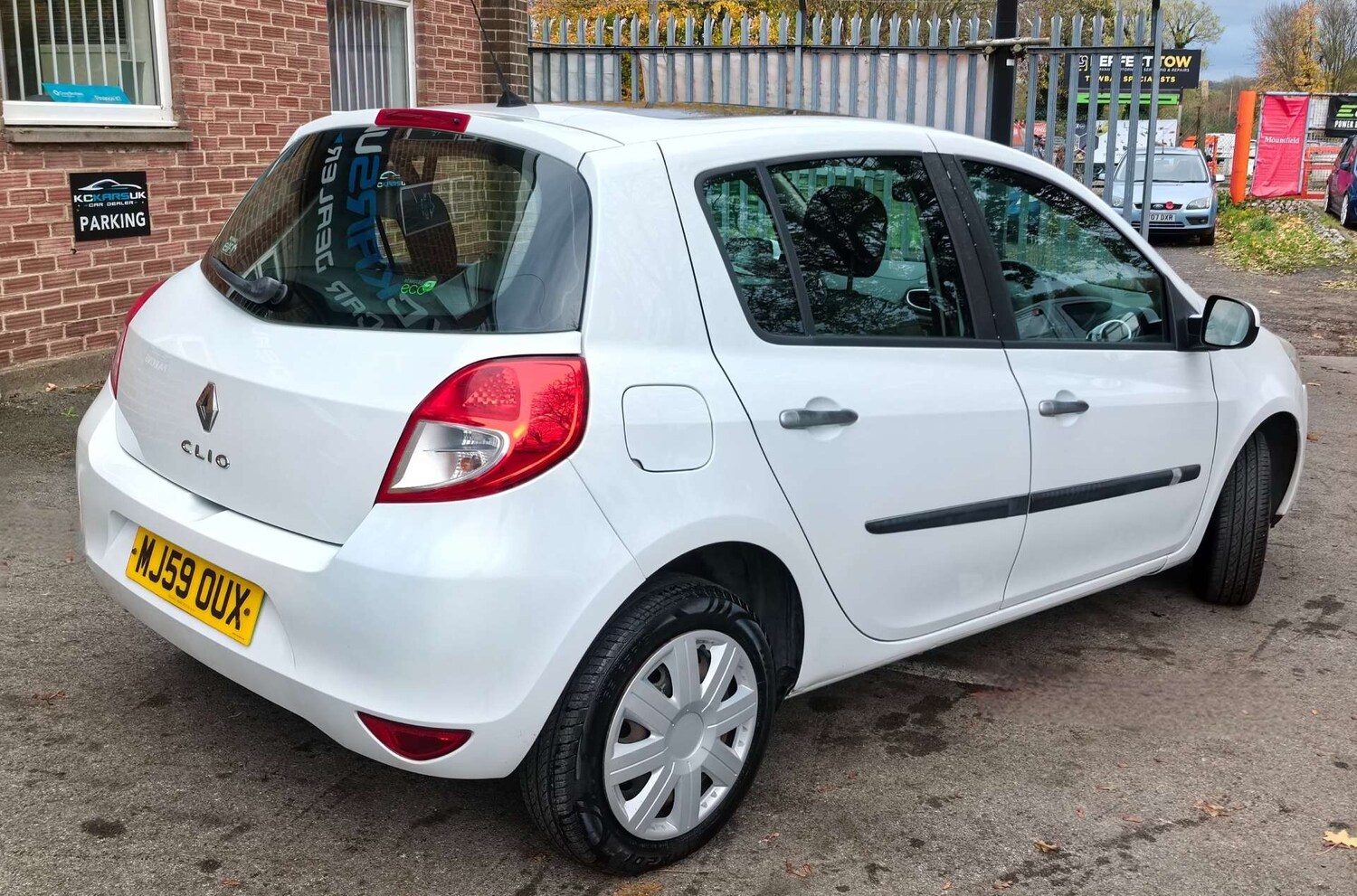 Used Renault Clio 2009 for sale - 76475121: Photo 79