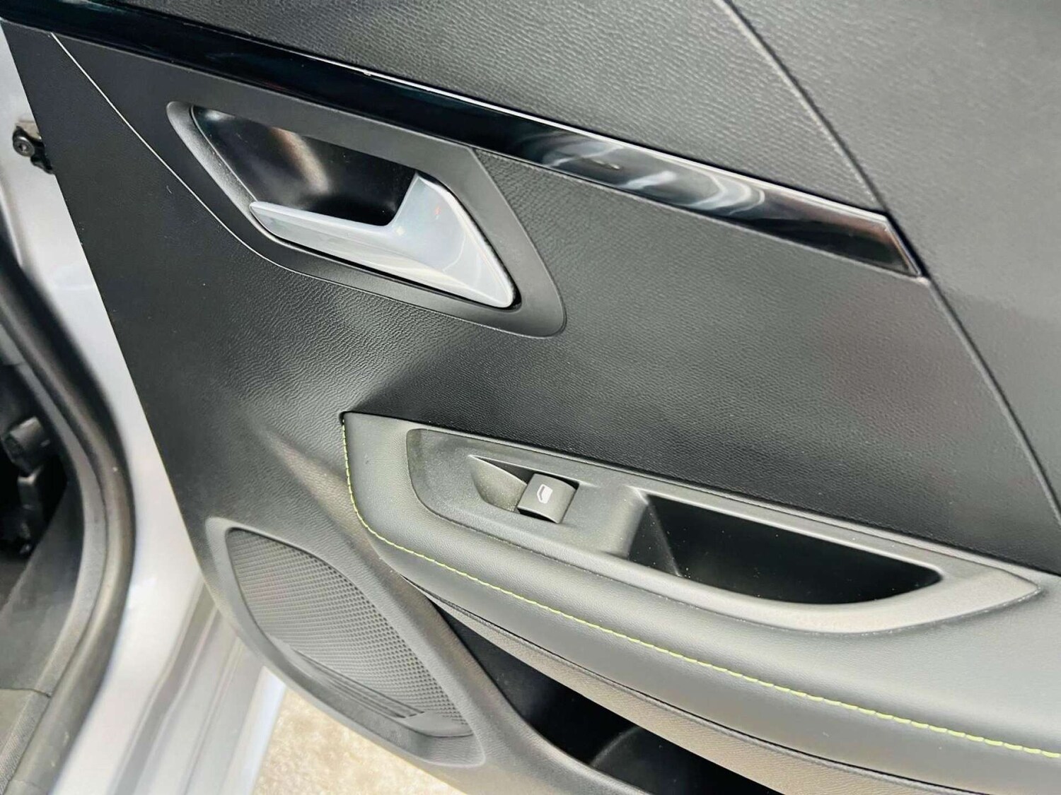 Used Peugeot 208 2021 for sale - 76601387: Photo 63