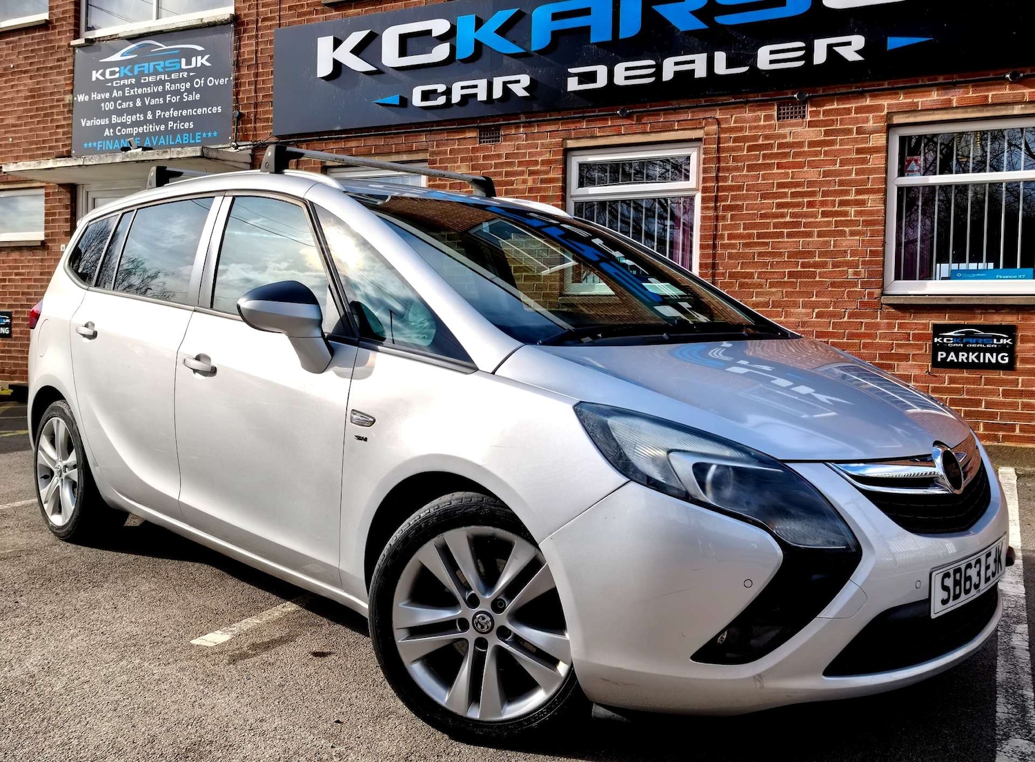 Used Vauxhall Zafira Tourer 2013 for sale - 77470074: Photo 10