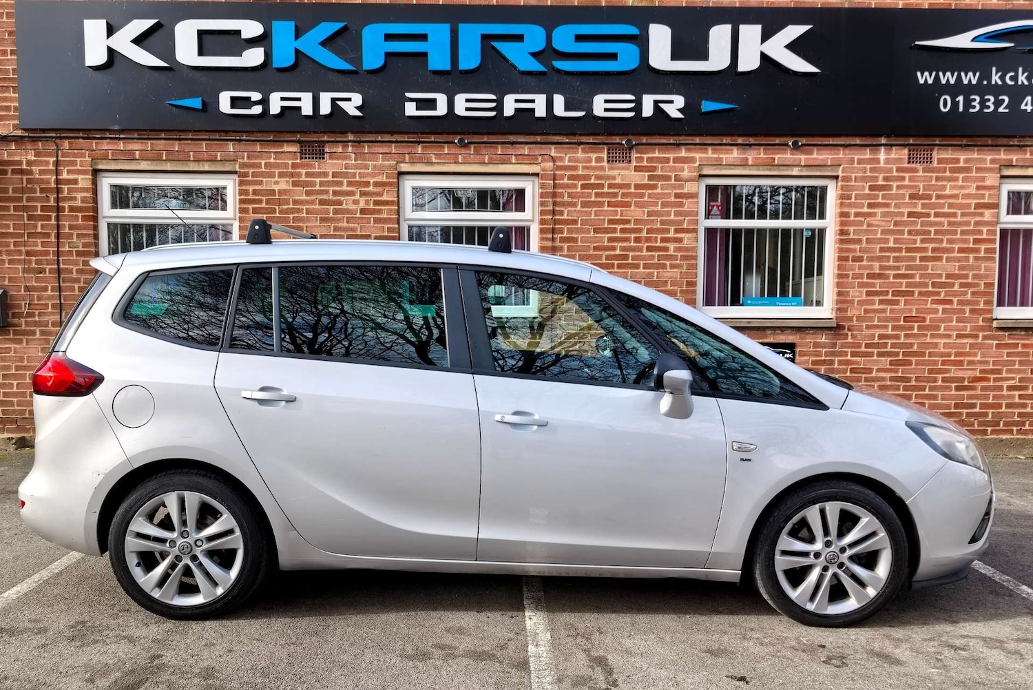 Used Vauxhall Zafira Tourer 2013 for sale - 77470074: Photo 100