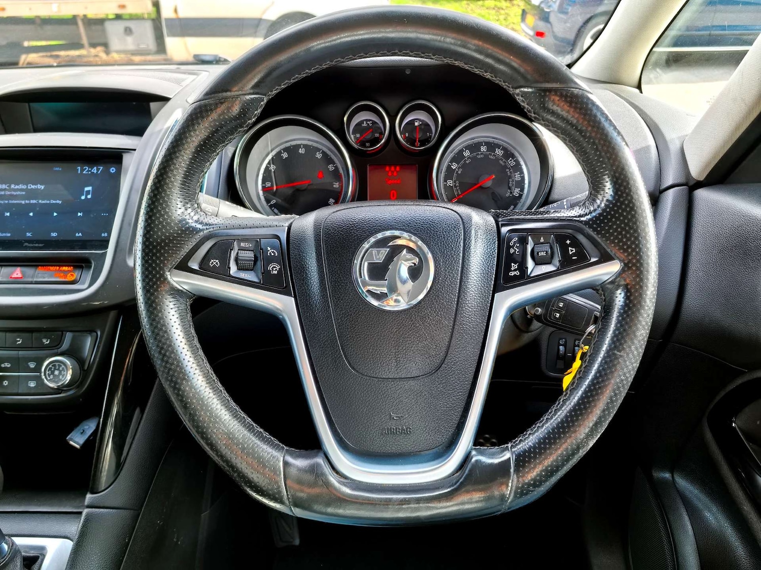 Used Vauxhall Zafira Tourer 2013 for sale - 77470074: Photo 13