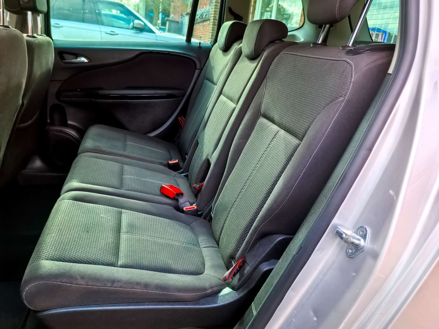 Used Vauxhall Zafira Tourer 2013 for sale - 77470074: Photo 24