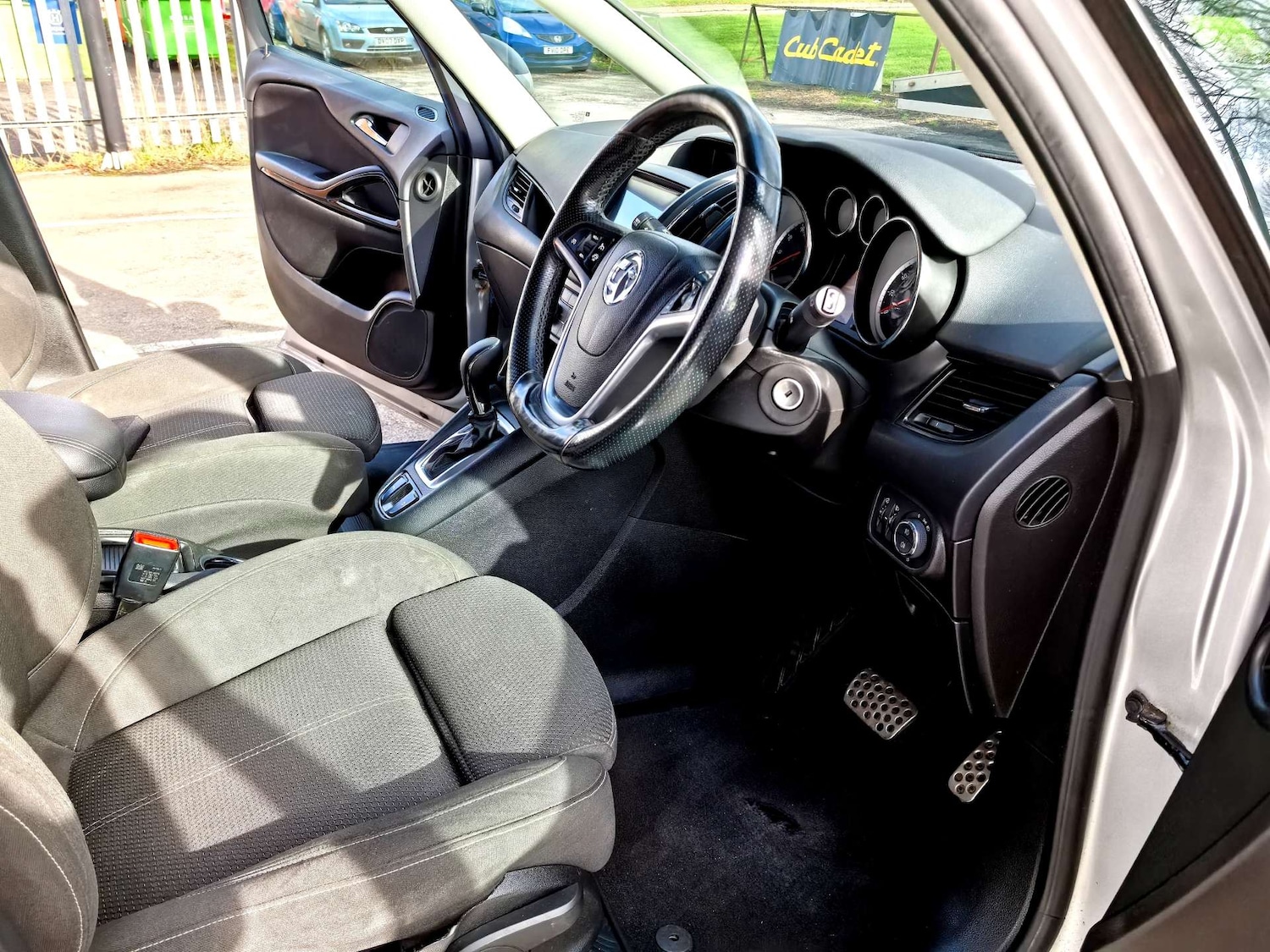 Used Vauxhall Zafira Tourer 2013 for sale - 77470074: Photo 36