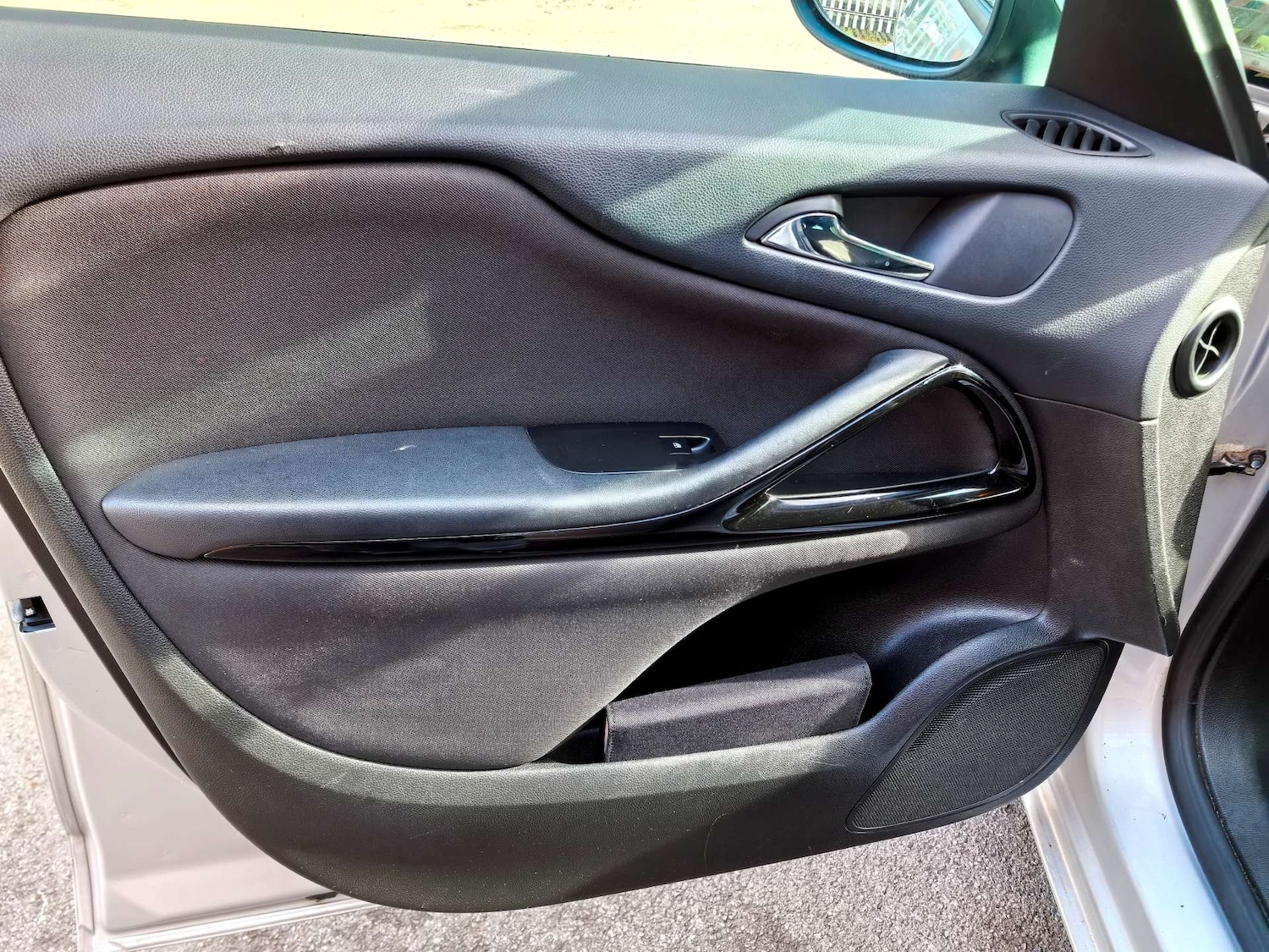 Used Vauxhall Zafira Tourer 2013 for sale - 77470074: Photo 38