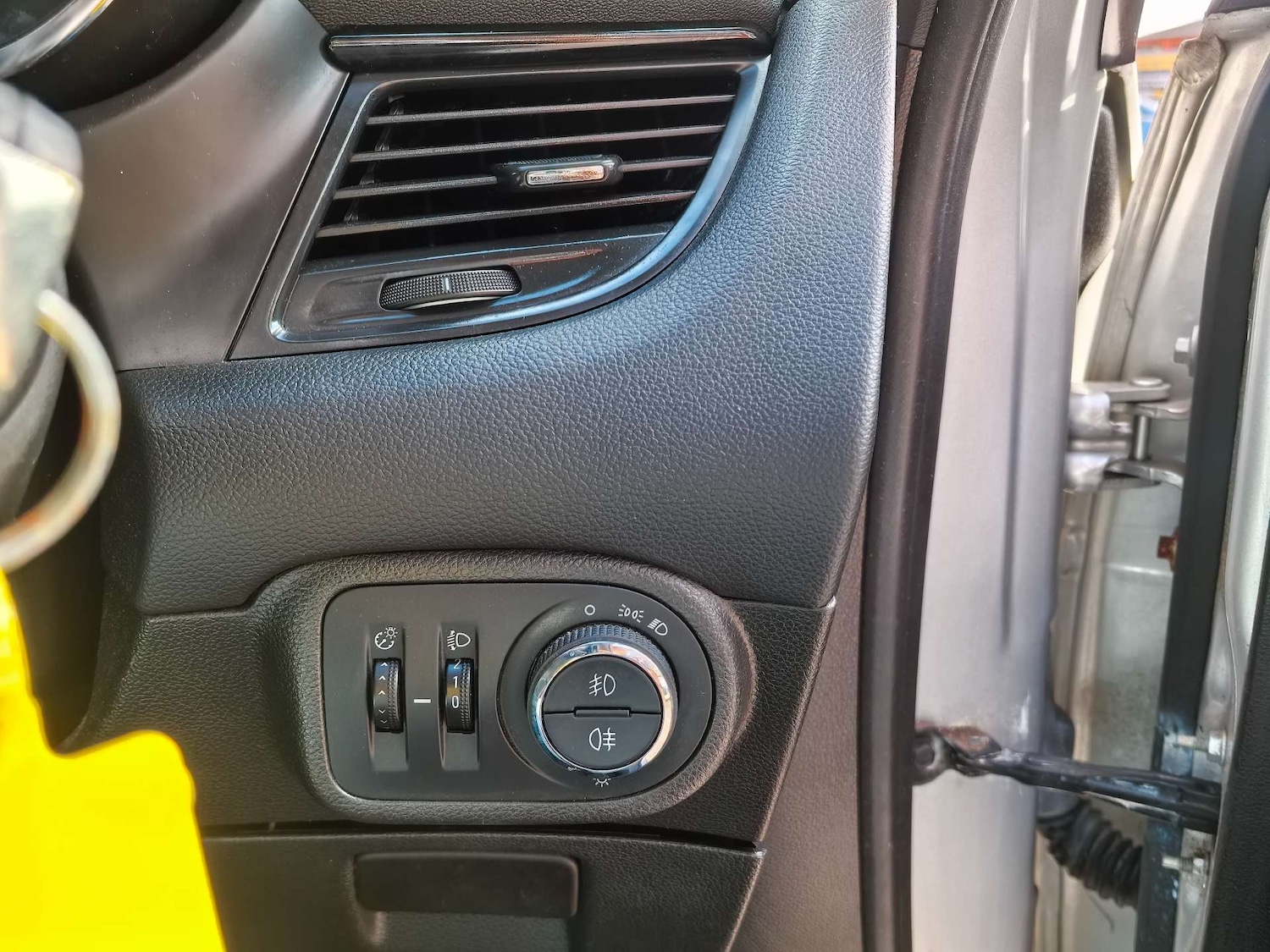 Used Vauxhall Zafira Tourer 2013 for sale - 77470074: Photo 60