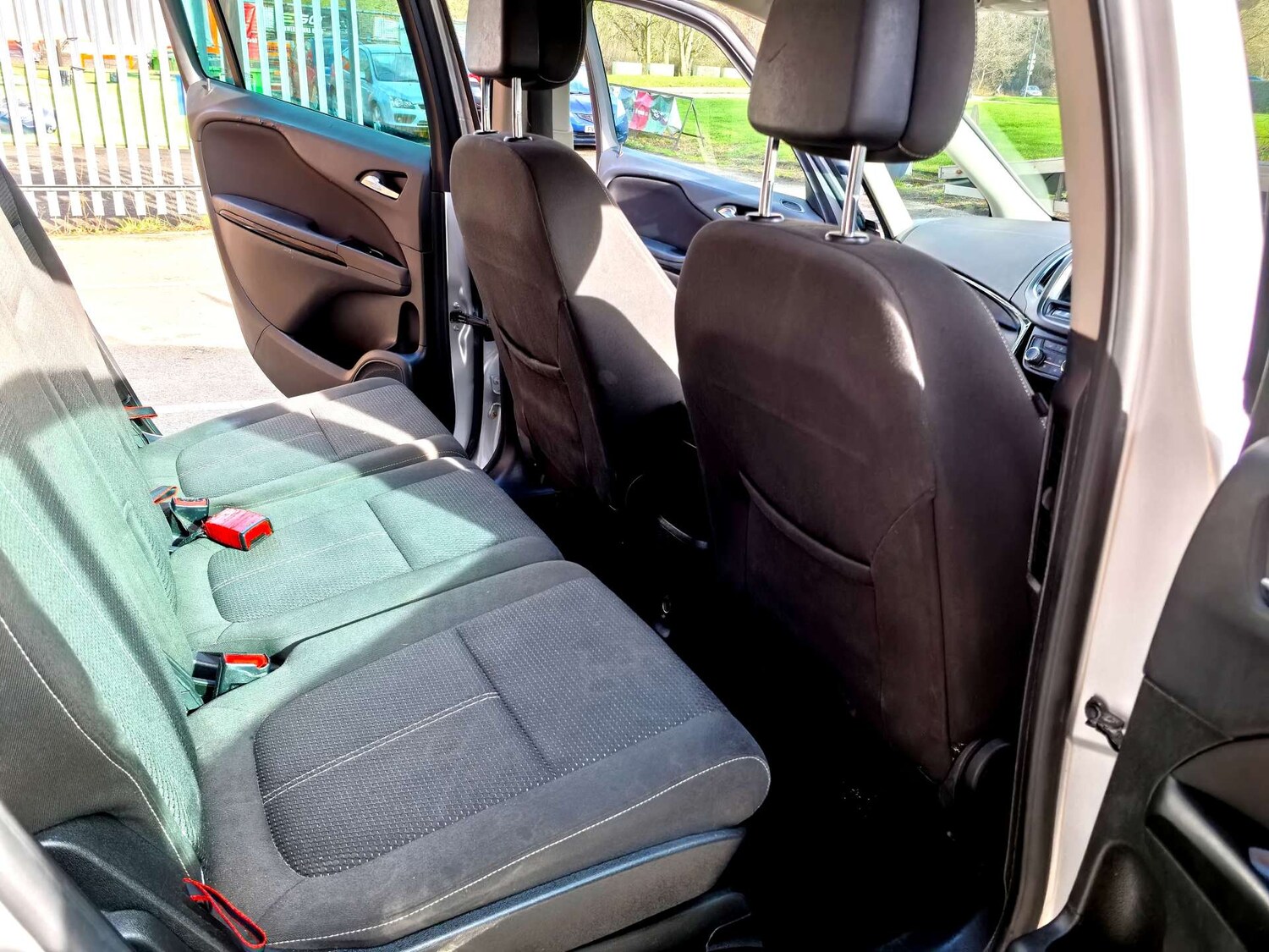 Used Vauxhall Zafira Tourer 2013 for sale - 77470074: Photo 63