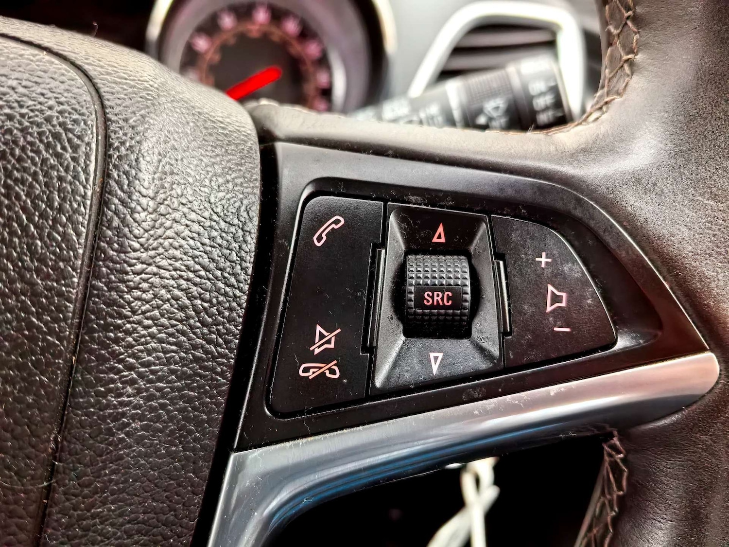 Used Vauxhall Mokka 2015 for sale - 76720480: Photo 49