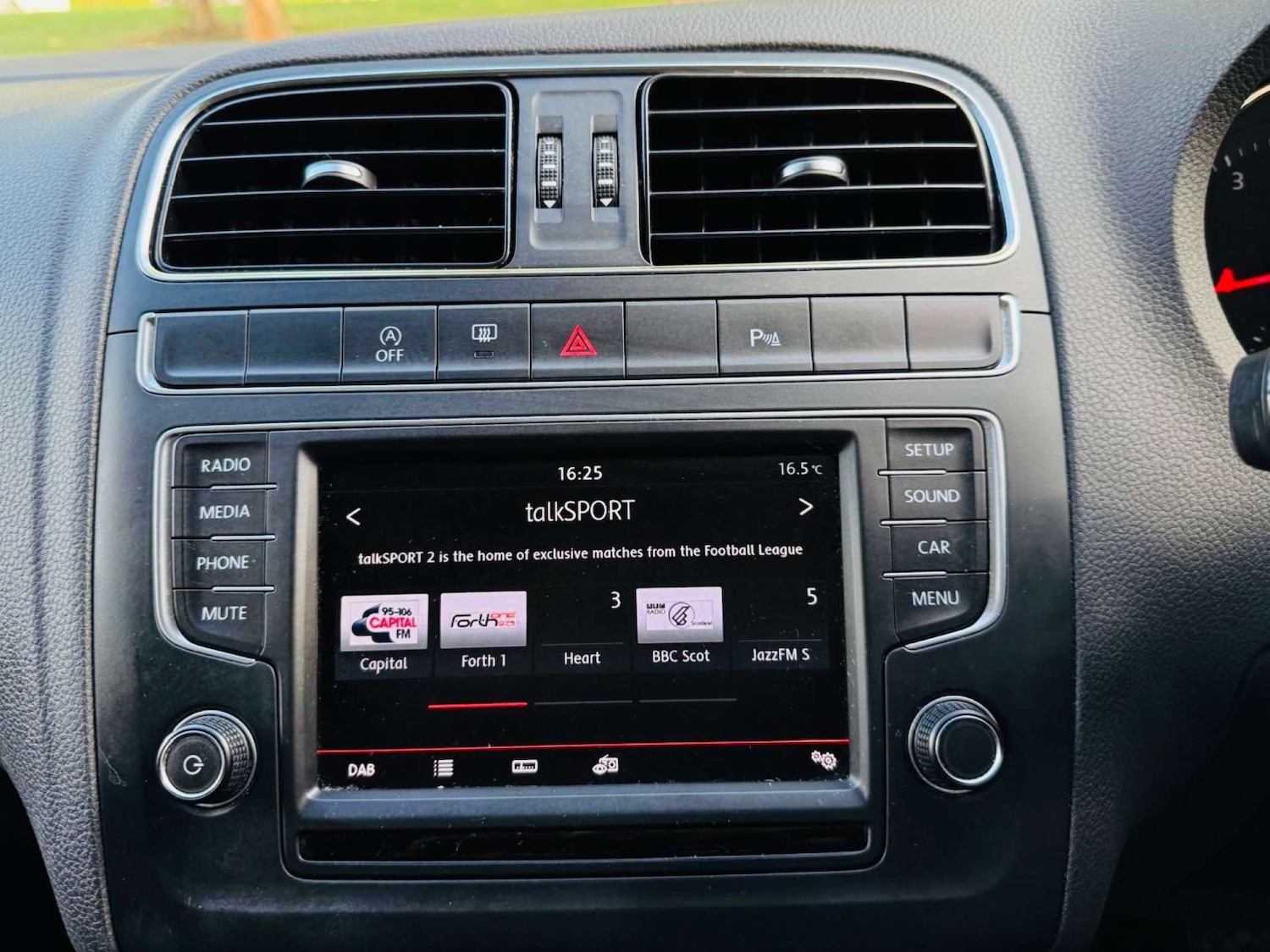 Used Volkswagen Polo 2016 for sale - 75910015: Photo 10