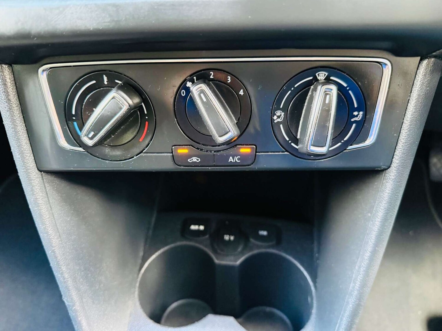 Used Volkswagen Polo 2016 for sale - 75910015: Photo 14