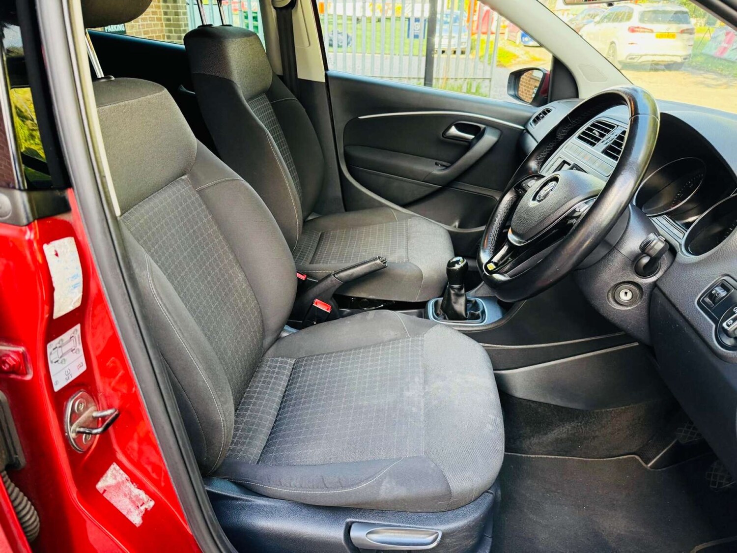 Used Volkswagen Polo 2016 for sale - 75910015: Photo 26