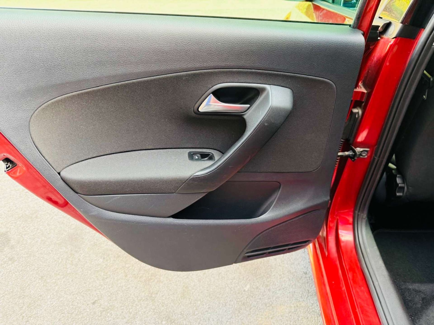 Used Volkswagen Polo 2016 for sale - 75910015: Photo 64