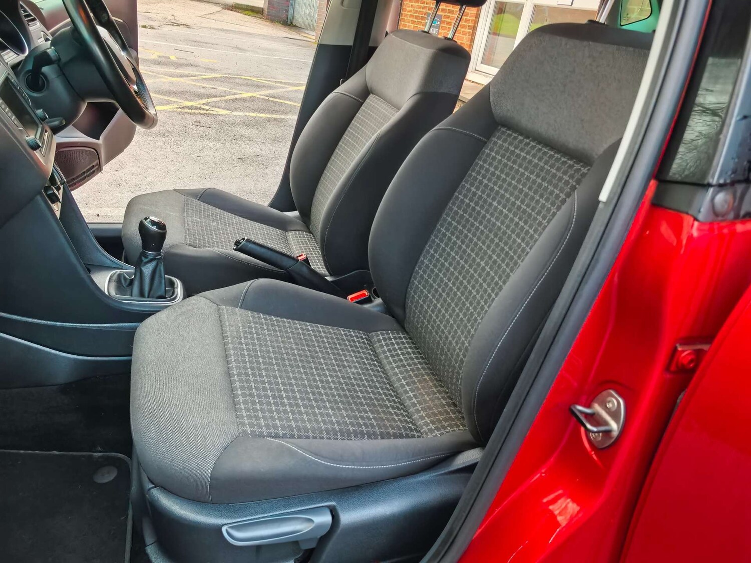 Used Volkswagen Polo 2016 for sale - 75910015: Photo 78