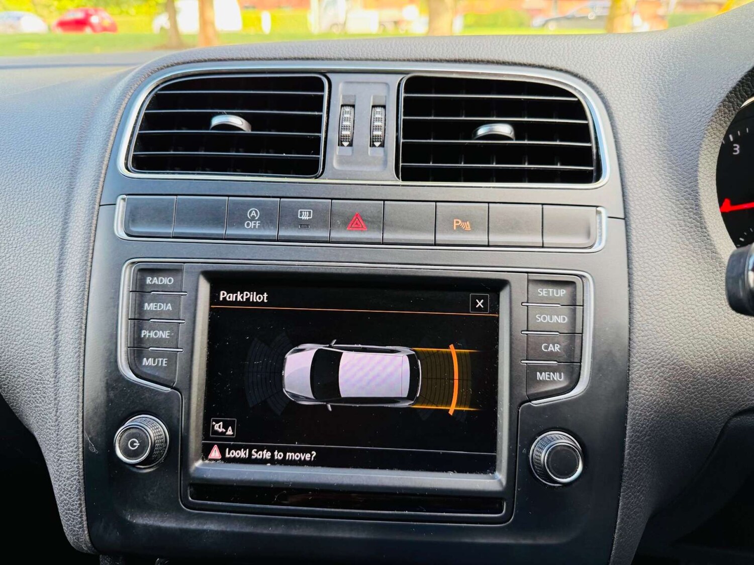 Used Volkswagen Polo 2016 for sale - 75910015: Photo 92