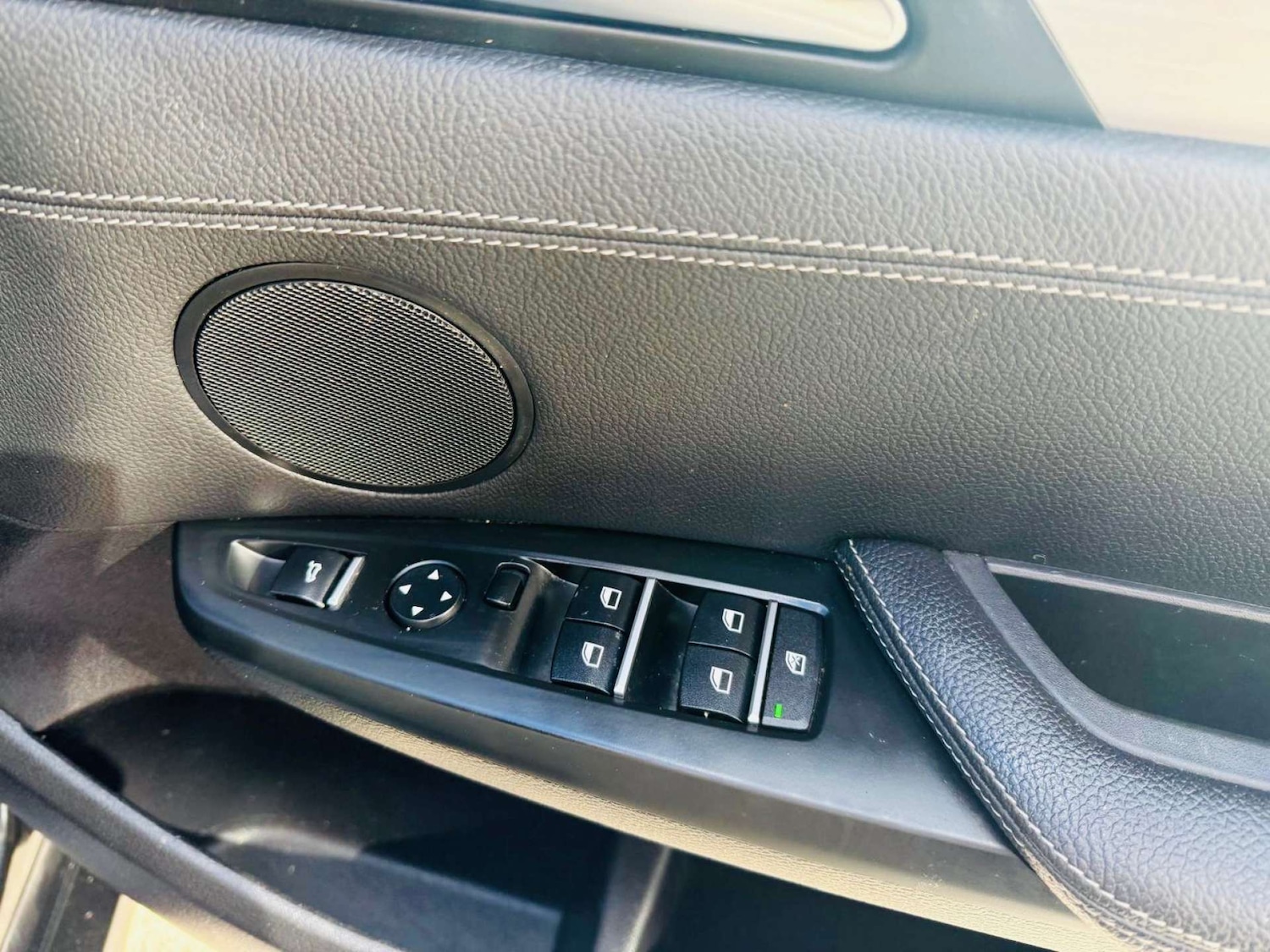 Used BMW X4 2017 for sale - 76277982: Photo 30