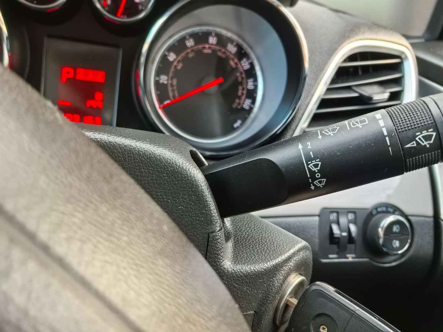 Used Vauxhall Mokka 2014 for sale - 76637239: Photo 25