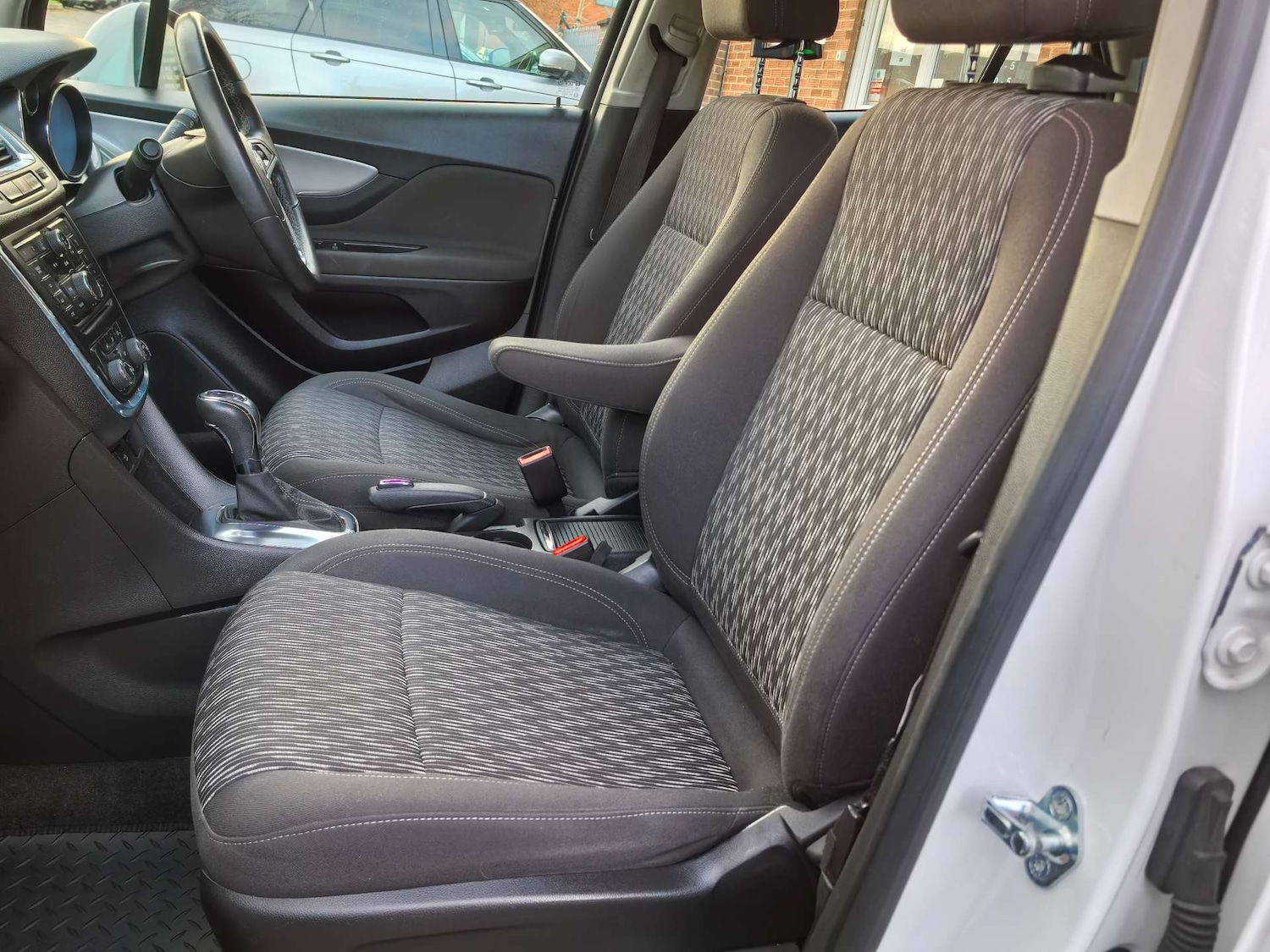 Used Vauxhall Mokka 2014 for sale - 76637239: Photo 36