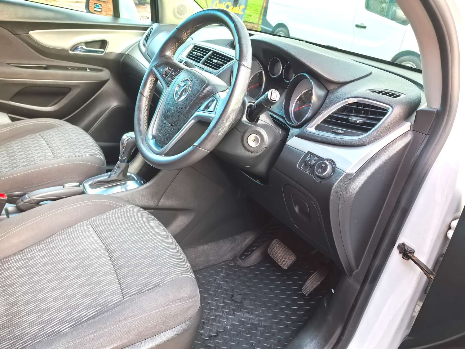 Used Vauxhall Mokka 2014 for sale - 76637239: Photo 70