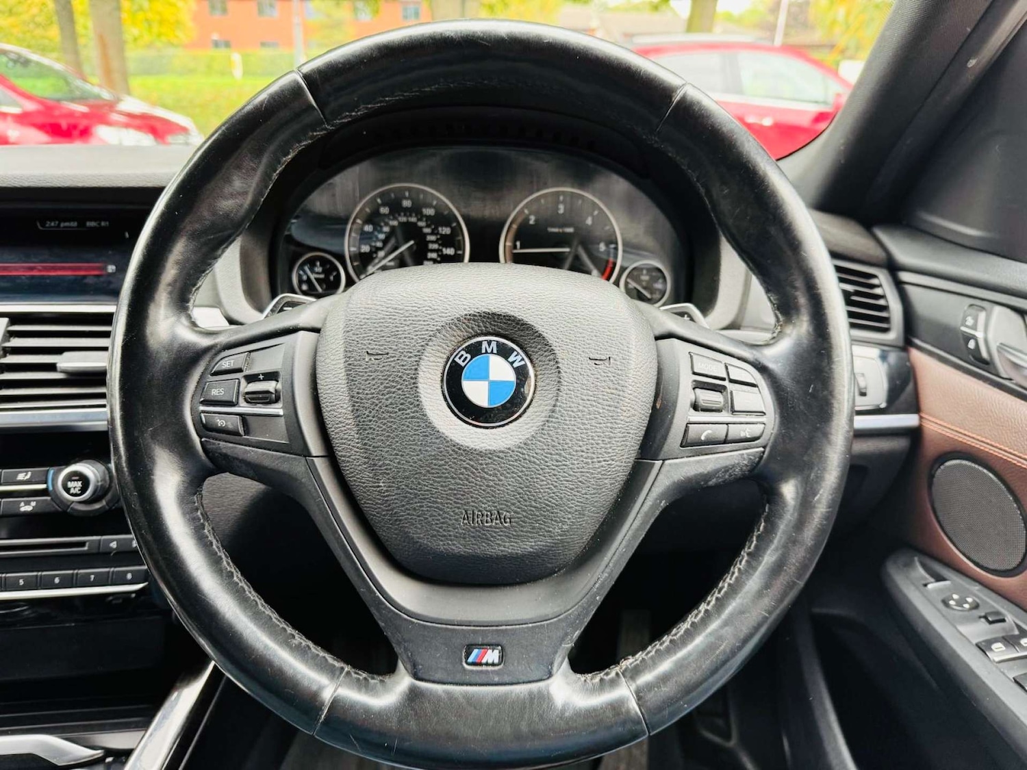 Used BMW X4 2015 for sale - 76602111: Photo 9