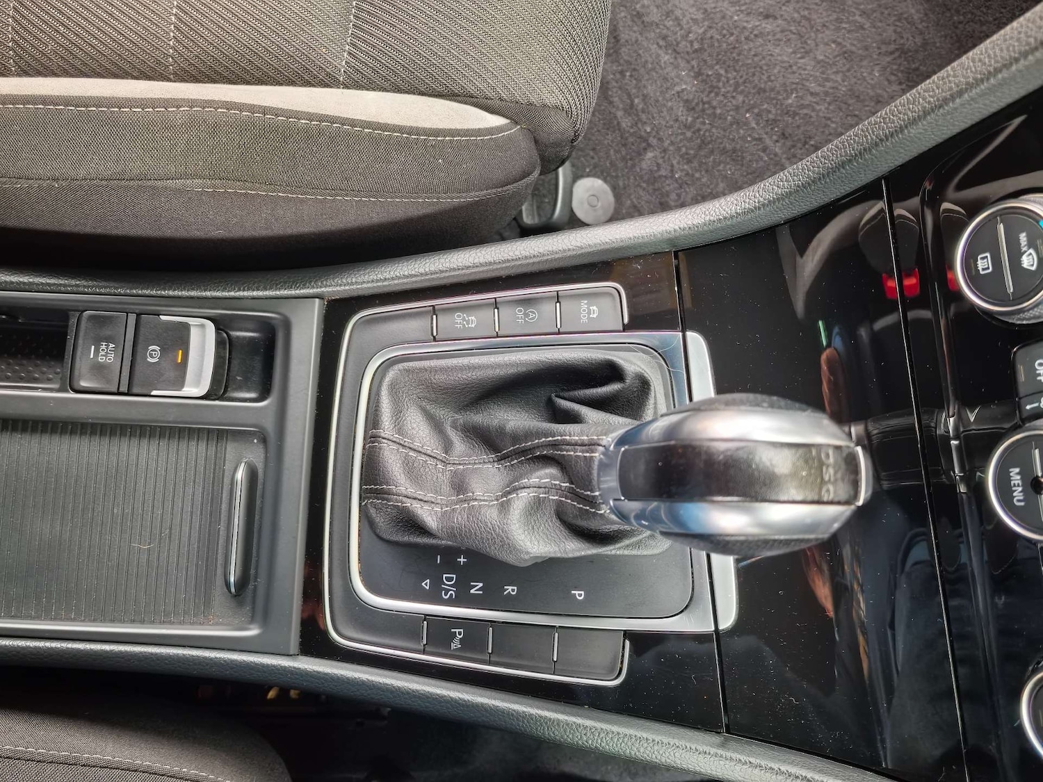 Used Volkswagen Golf 2016 for sale - 76250061: Photo 19
