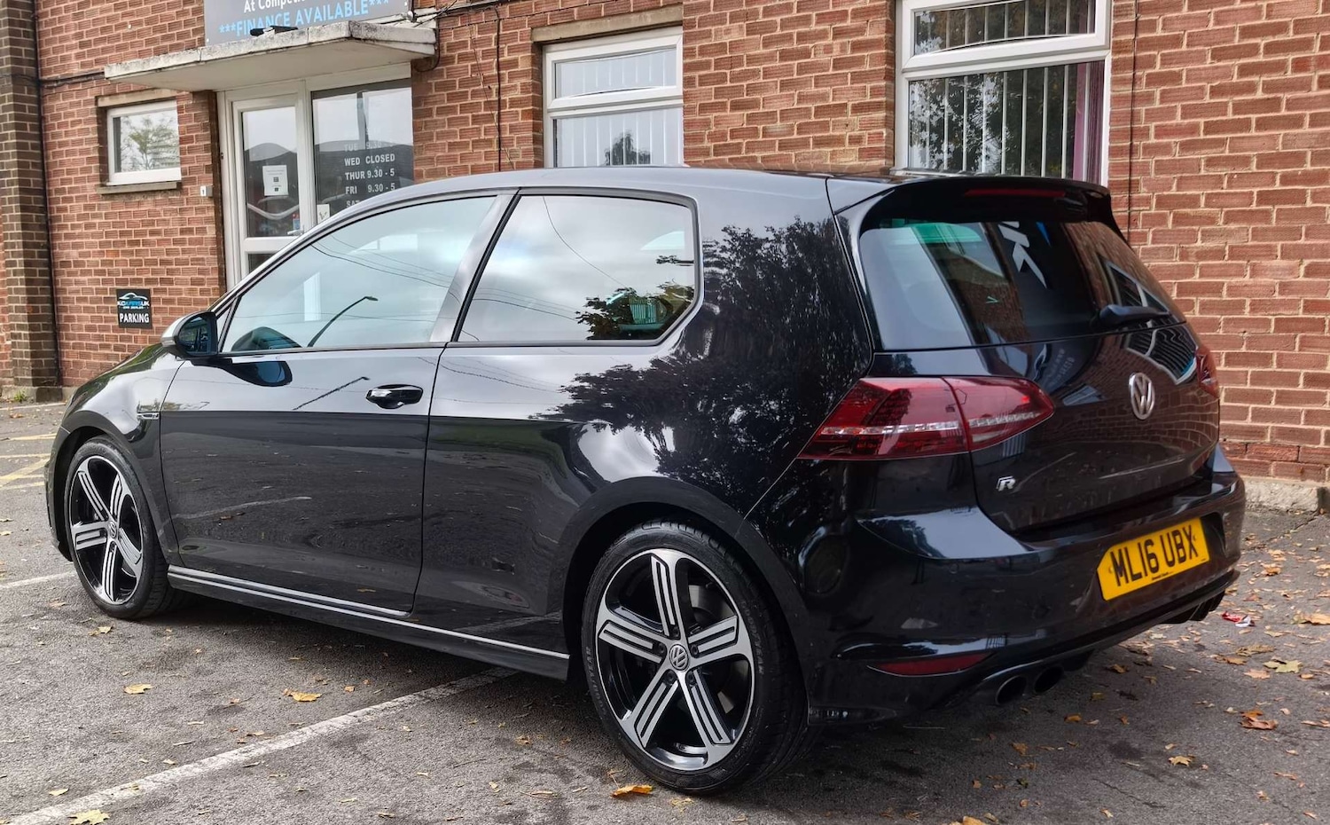 Used Volkswagen Golf 2016 for sale - 76250061: Photo 3