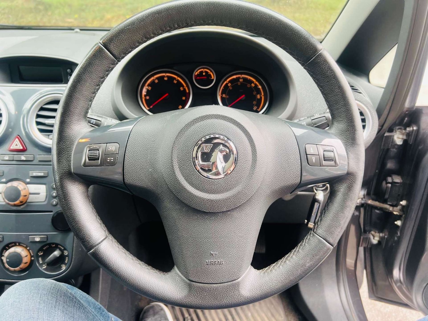 Used Vauxhall Corsa 2012 for sale - 76601043: Photo 10