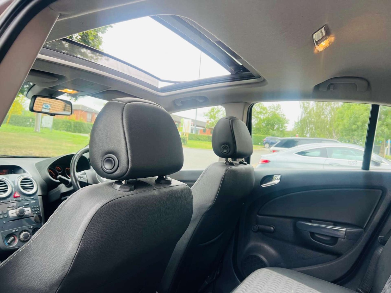 Used Vauxhall Corsa 2012 for sale - 76601043: Photo 11