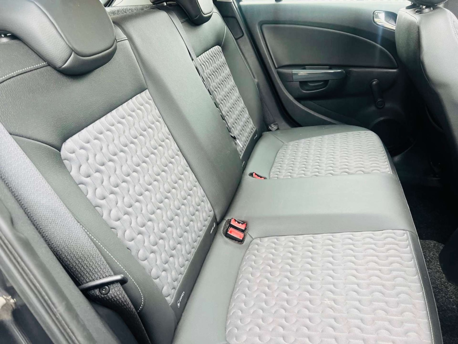 Used Vauxhall Corsa 2012 for sale - 76601043: Photo 18