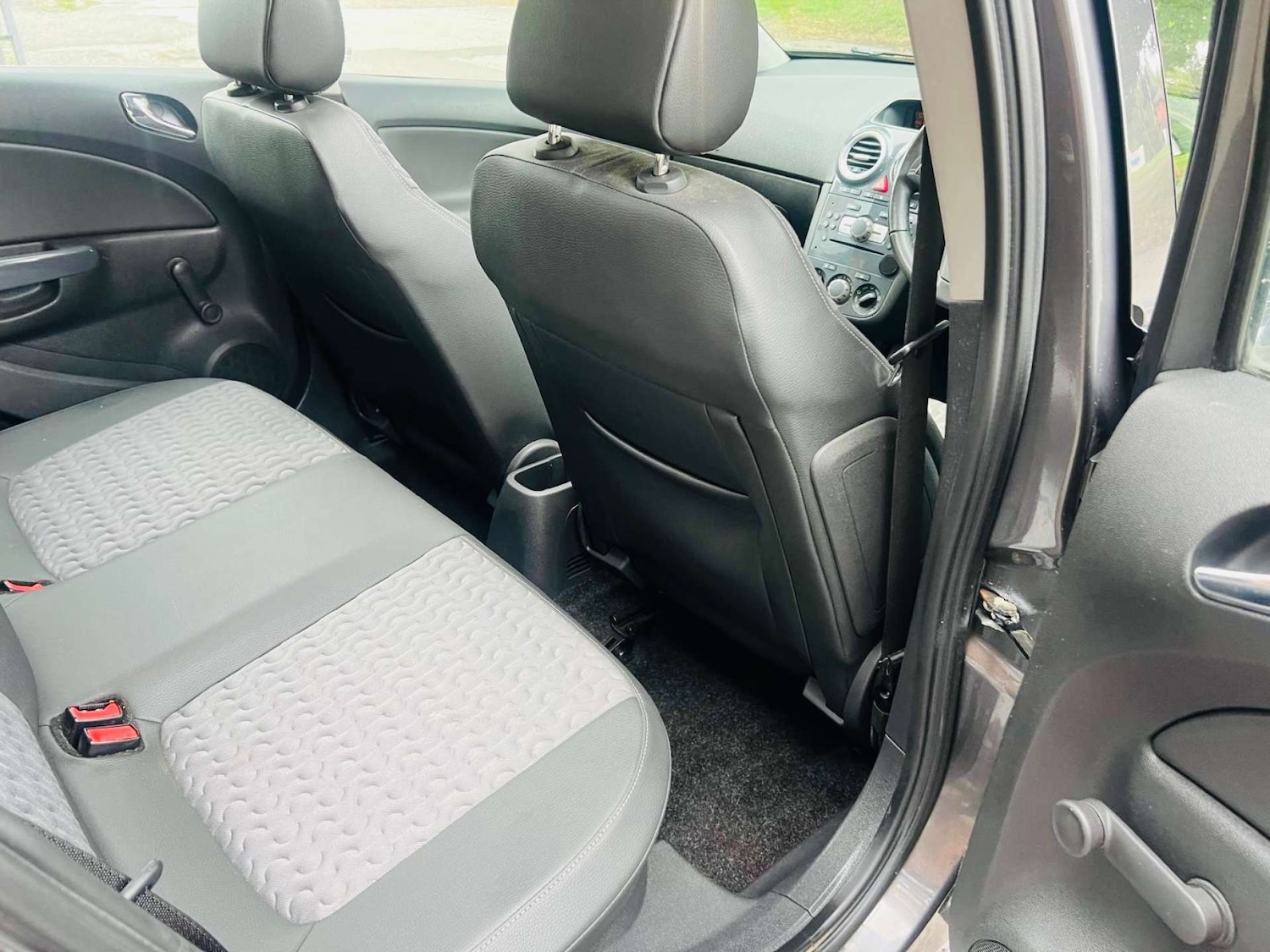 Used Vauxhall Corsa 2012 for sale - 76601043: Photo 26