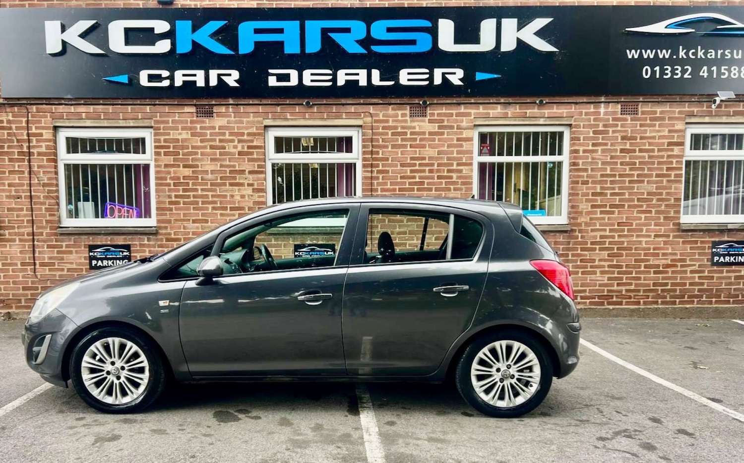 Used Vauxhall Corsa 2012 for sale - 76601043: Photo 3