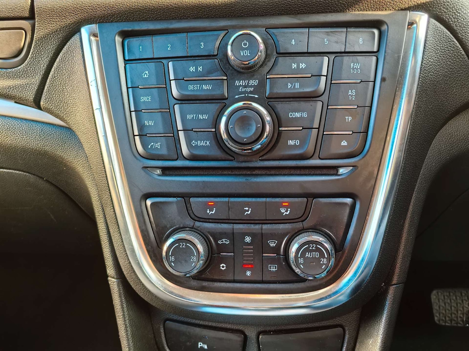 Used Vauxhall Mokka 2014 for sale - 76602205: Photo 15