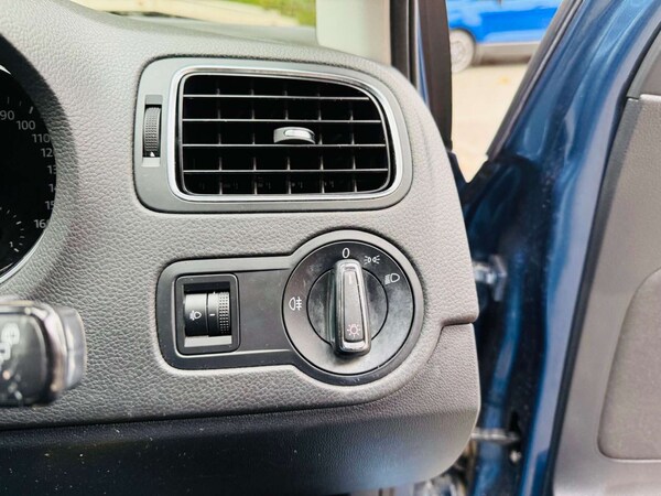 Used Volkswagen Polo 2015 for sale - 76018461: Photo 34