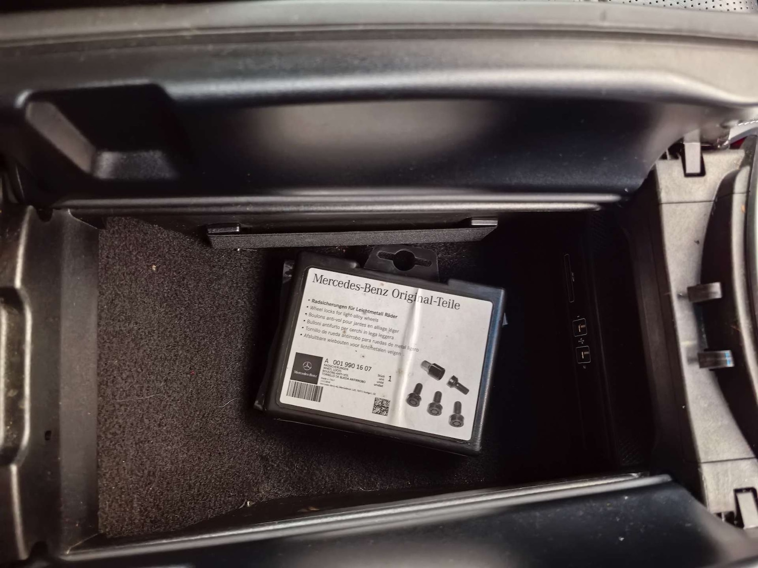 Used Mercedes-Benz C Class 2016 for sale - 76330099: Photo 40