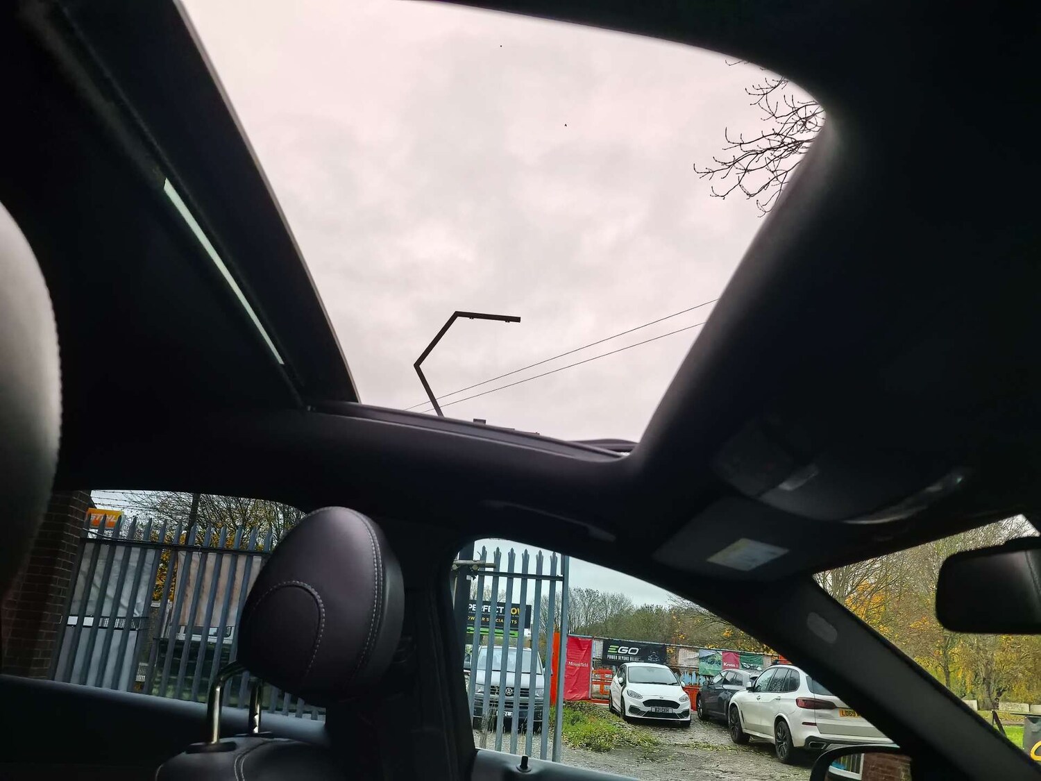 Used Mercedes-Benz C Class 2016 for sale - 76330099: Photo 49