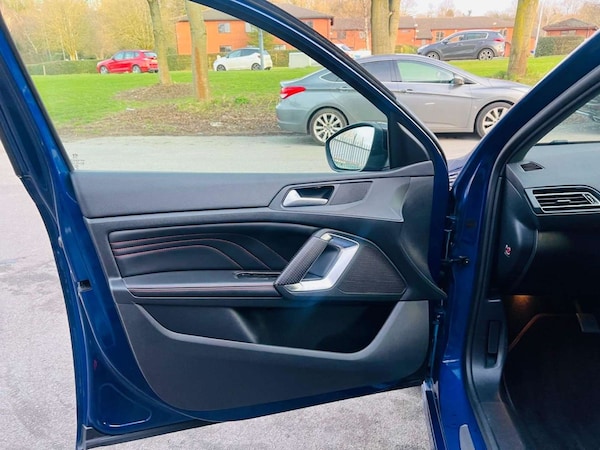 Used Peugeot 308 2015 for sale - 76278427: Photo 15