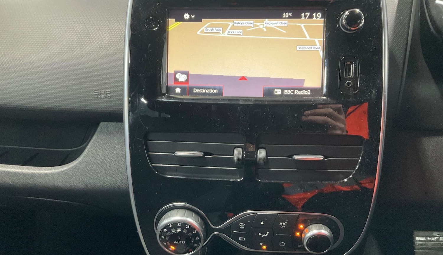 Used Renault Clio 2015 for sale - 77548523: Photo 10