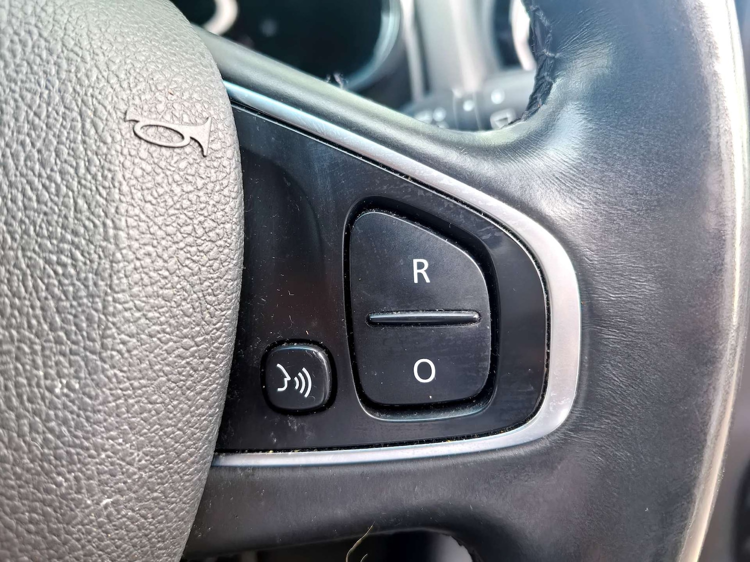 Used Renault Clio 2015 for sale - 77548523: Photo 19