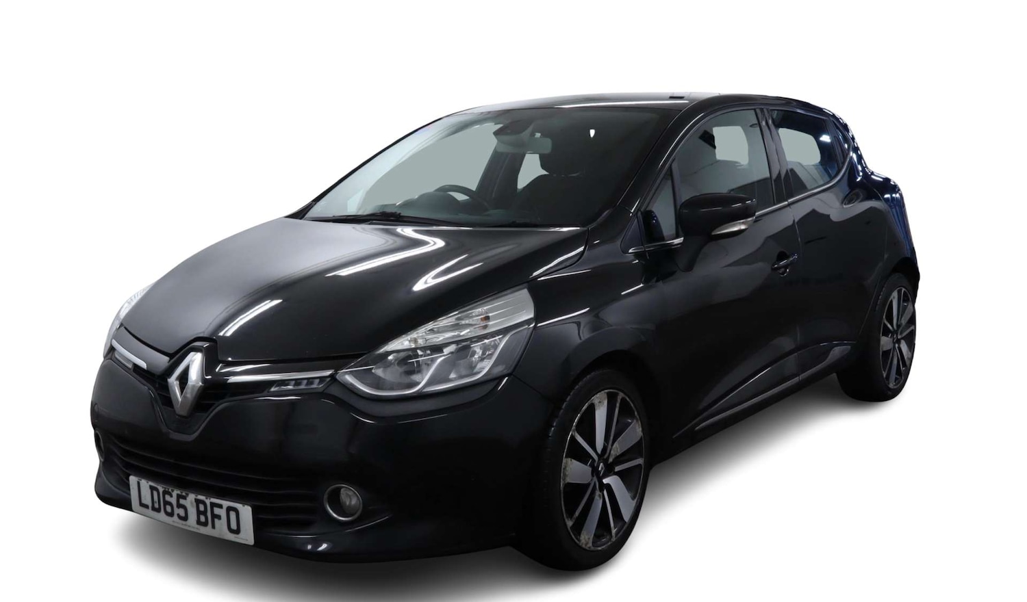 Used Renault Clio 2015 for sale - 77548523: Photo 2