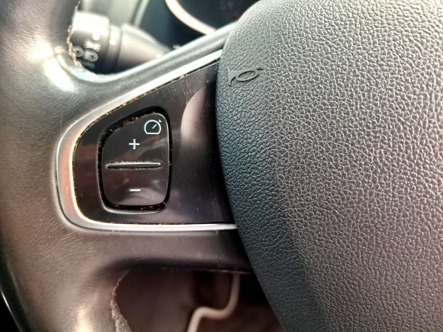 Used Renault Clio 2015 for sale - 77548523: Photo 20