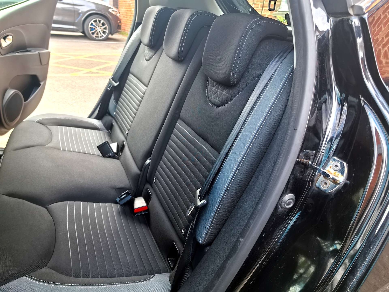 Used Renault Clio 2015 for sale - 77548523: Photo 26