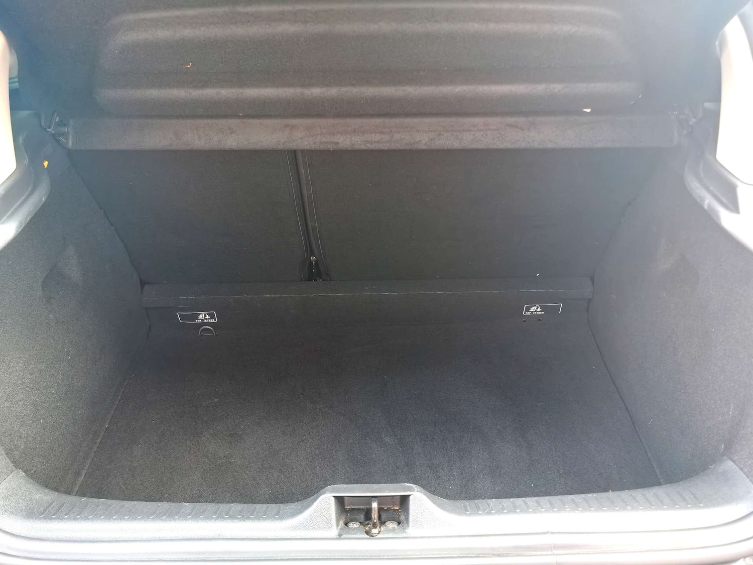 Used Renault Clio 2015 for sale - 77548523: Photo 36