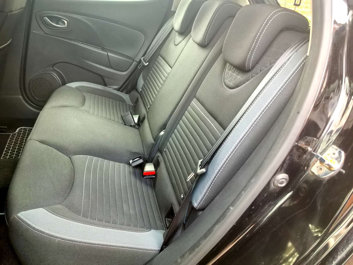 Used Renault Clio 2015 for sale - 77548523: Photo 42