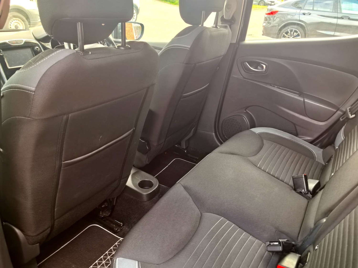 Used Renault Clio 2015 for sale - 77548523: Photo 65