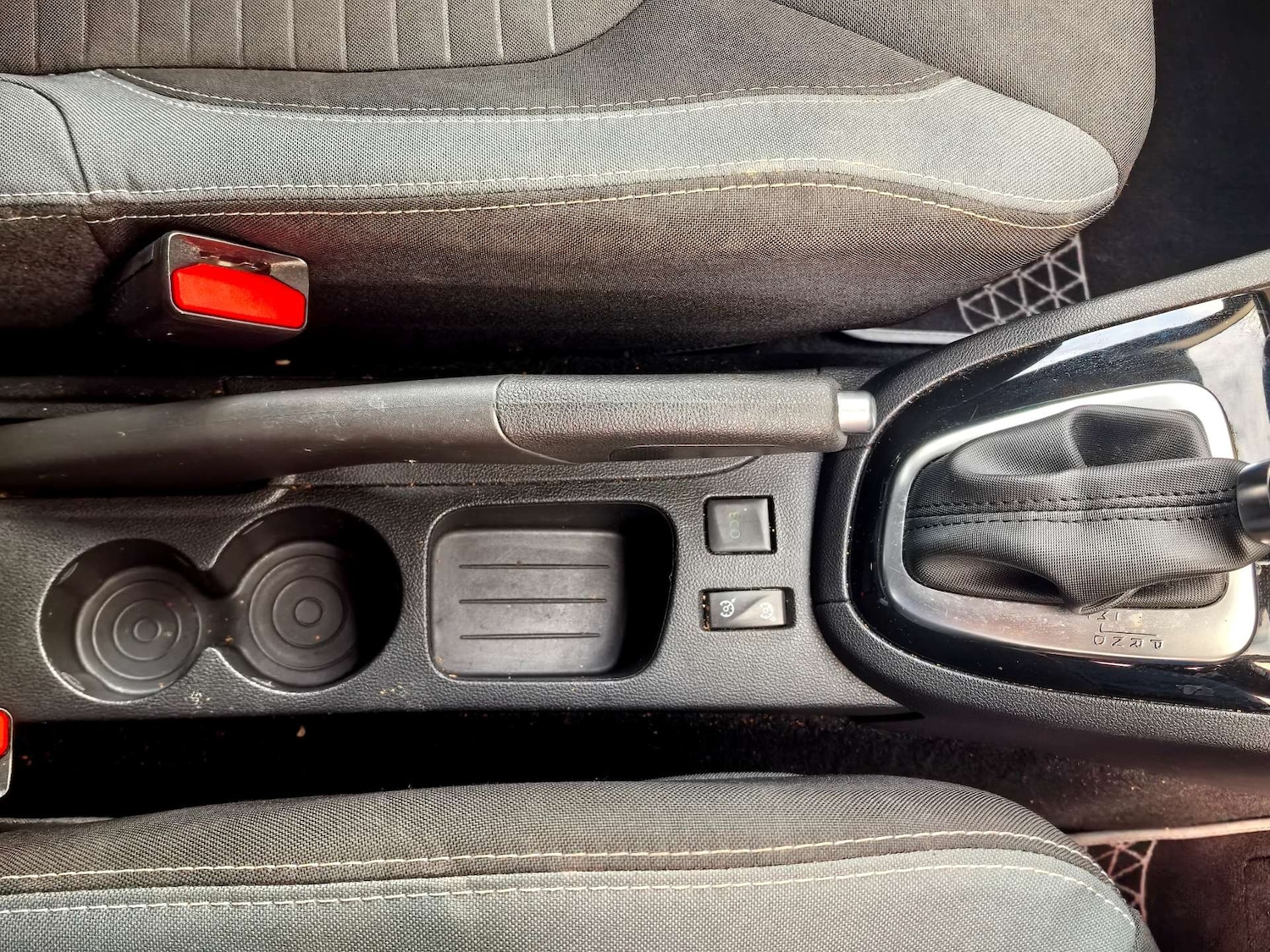 Used Renault Clio 2015 for sale - 77548523: Photo 69