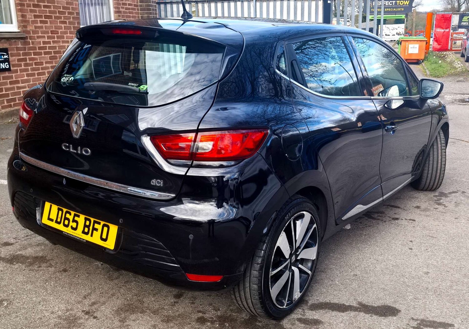 Used Renault Clio 2015 for sale - 77548523: Photo 78