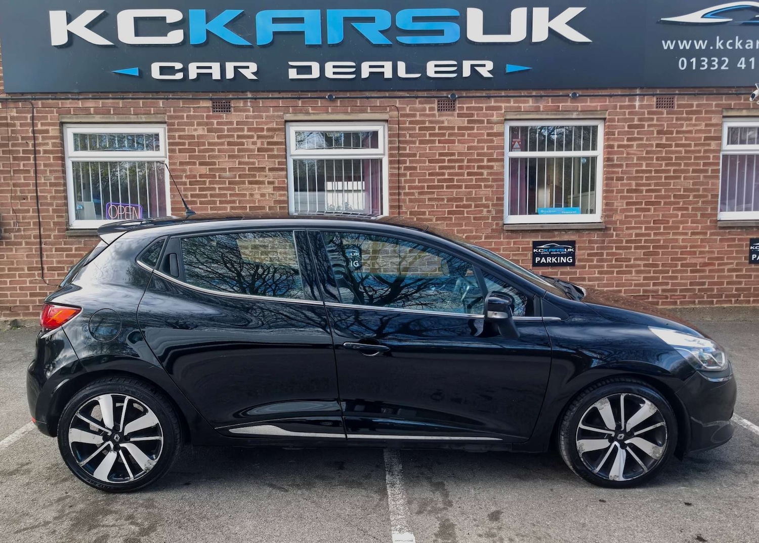 Used Renault Clio 2015 for sale - 77548523: Photo 93