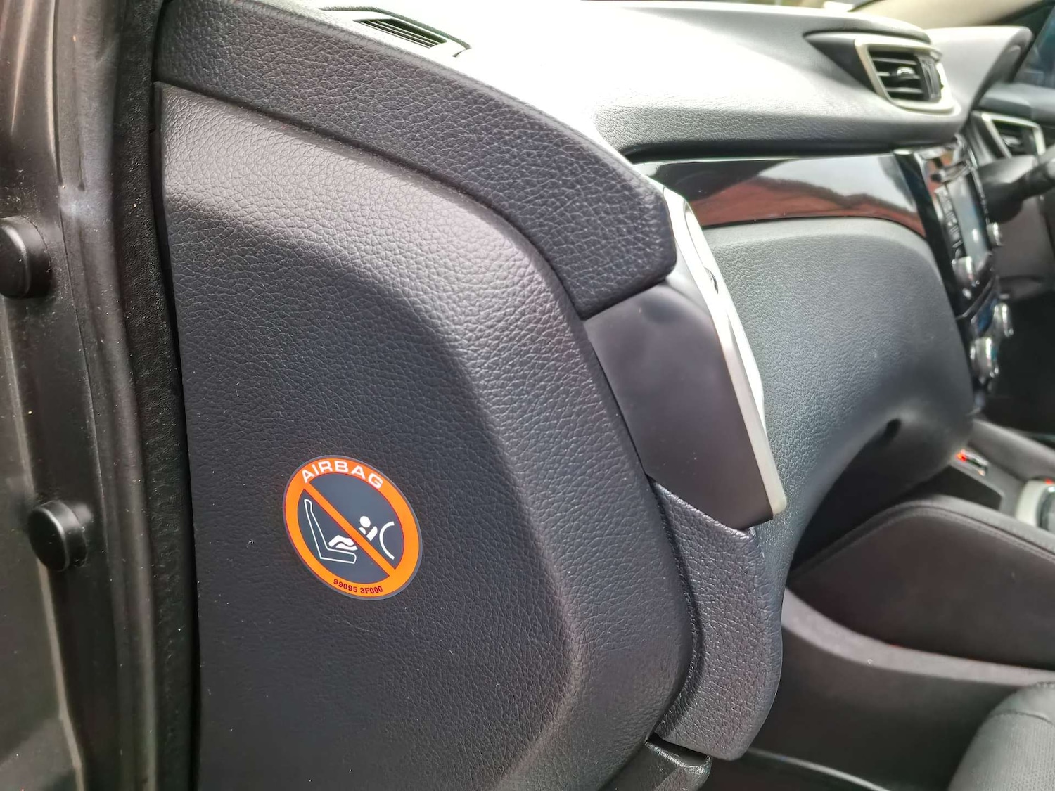 Used Nissan Qashqai 2015 for sale - 76940190: Photo 69