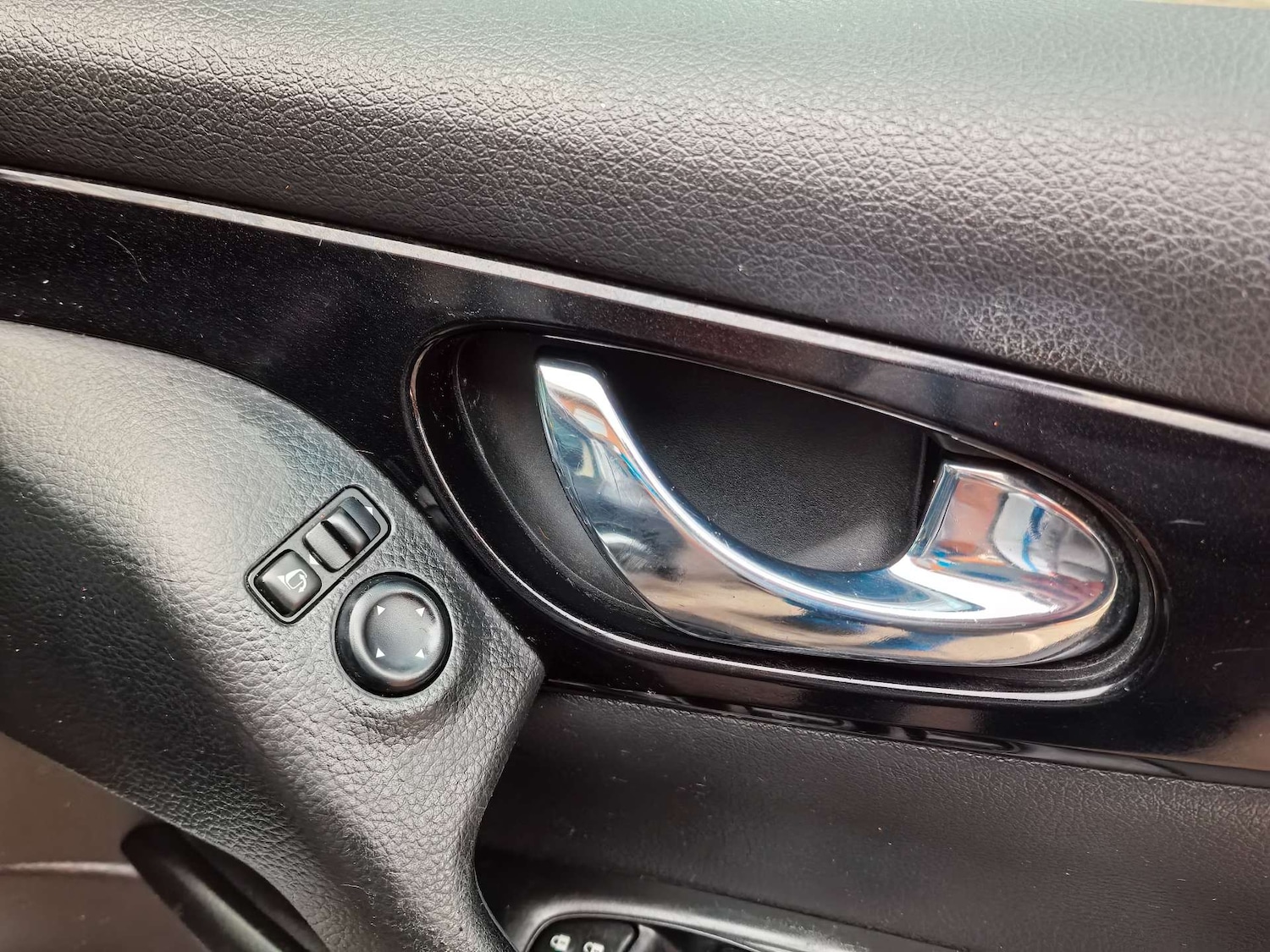 Used Nissan Qashqai 2015 for sale - 76940190: Photo 79