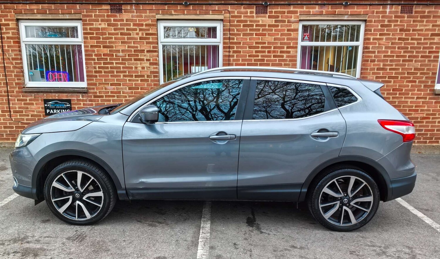 Used Nissan Qashqai 2015 for sale - 76940190: Photo 91