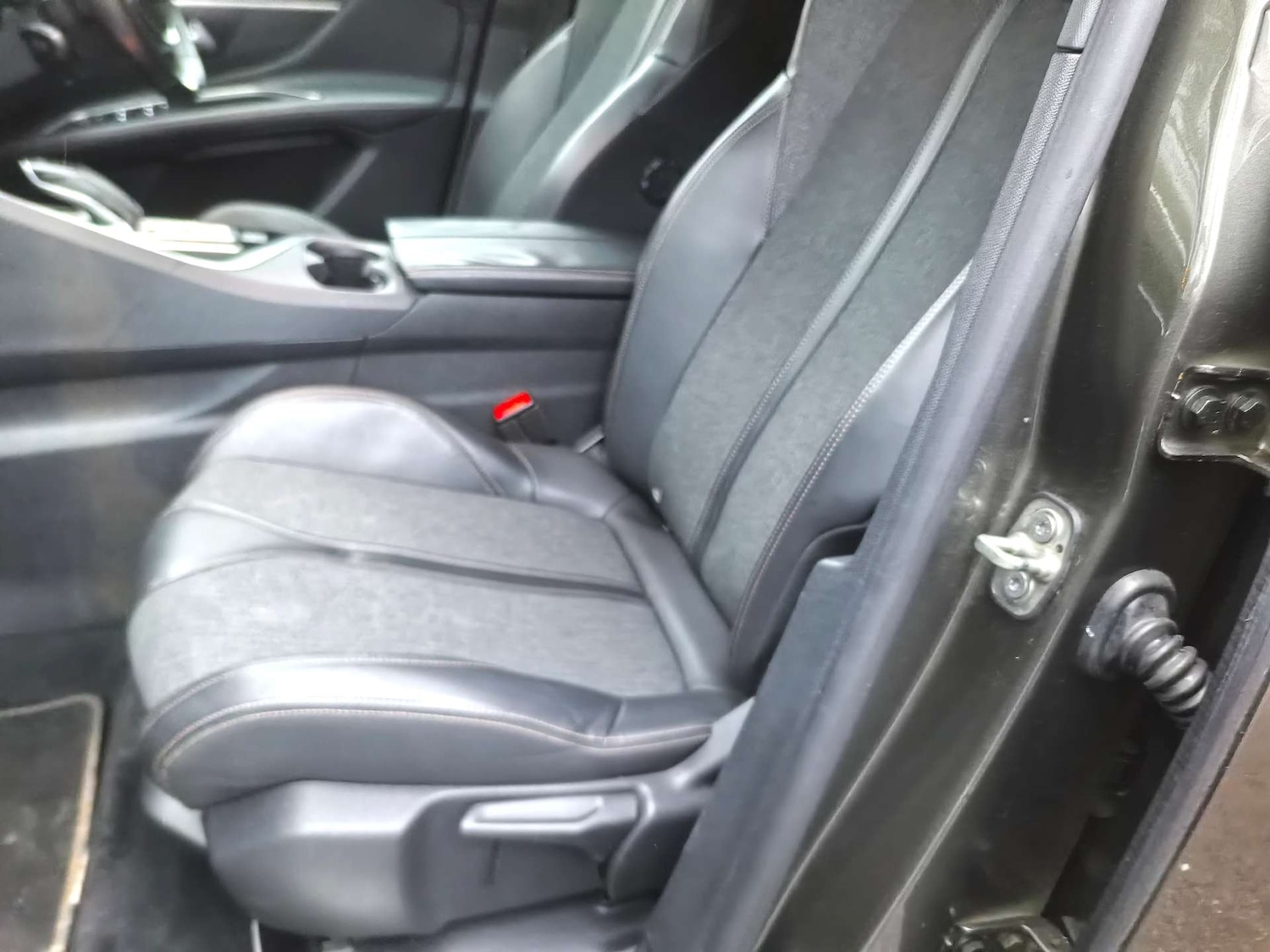 Used Peugeot 3008 2018 for sale - 76837448: Photo 18