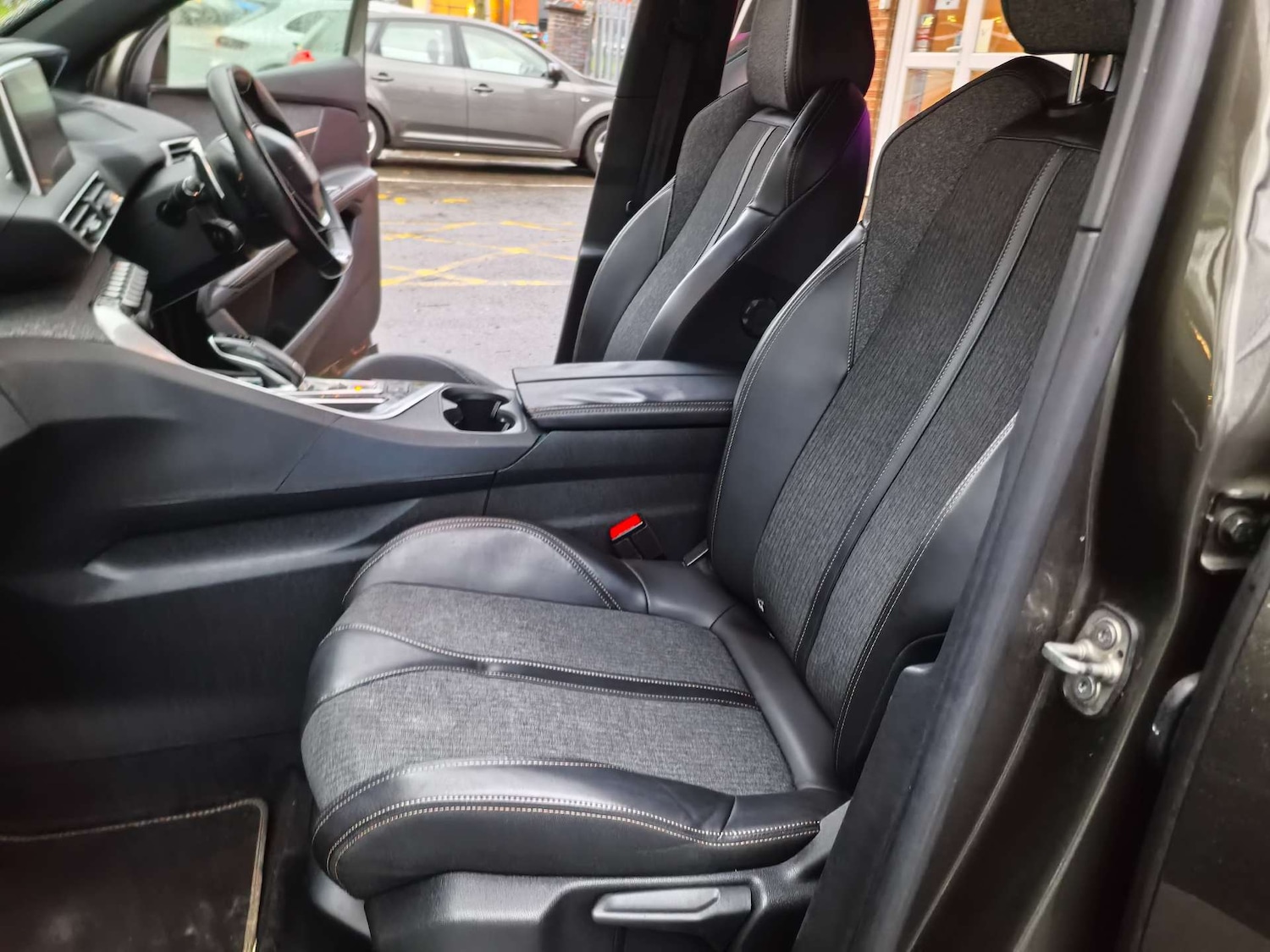 Used Peugeot 3008 2018 for sale - 76837448: Photo 23